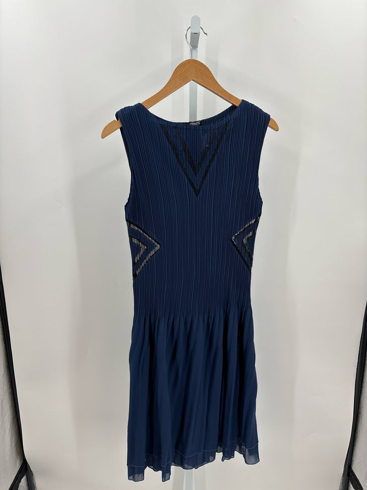 Veeca Size M Dresses (Pre-owned)