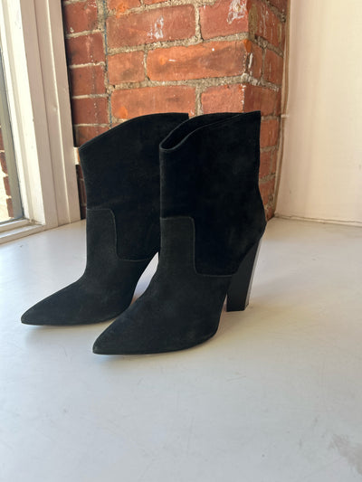 Fendi Size 38.5 Boots (Pre-owned)