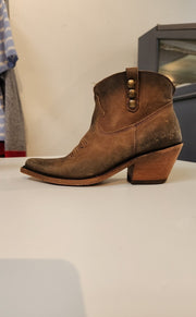 Liberty Black Size 6 Boots (Pre-owned)