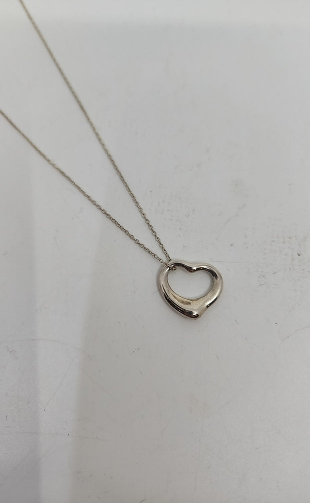 Tiffany & Co Necklaces (Pre-owned)