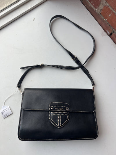 Prada Handbags (Pre-owned)