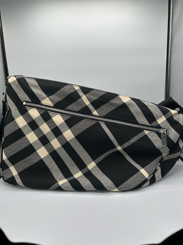 Burberry Handbags (Pre-owned)