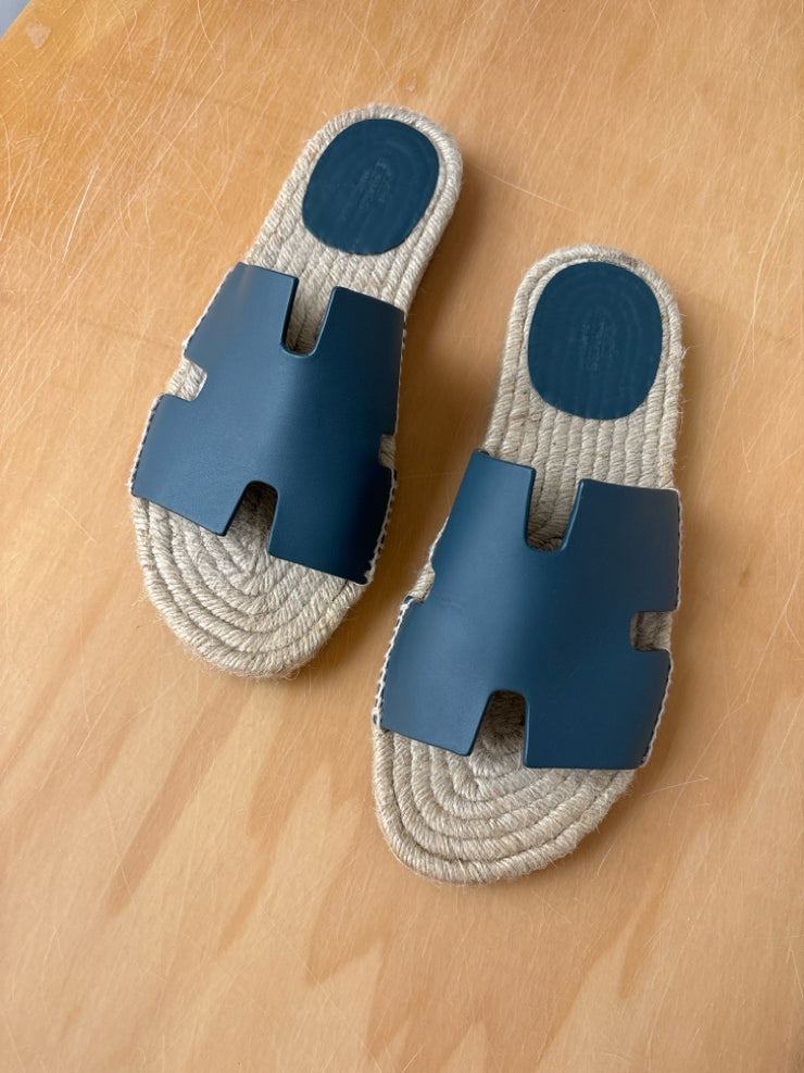 Hermes Size 41 Shoes (Pre-owned)