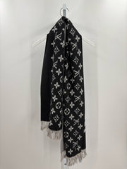 Louis Vuitton Scarves (Pre-owned)