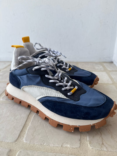 Oncept Size 7 Sneakers (Pre-owned)