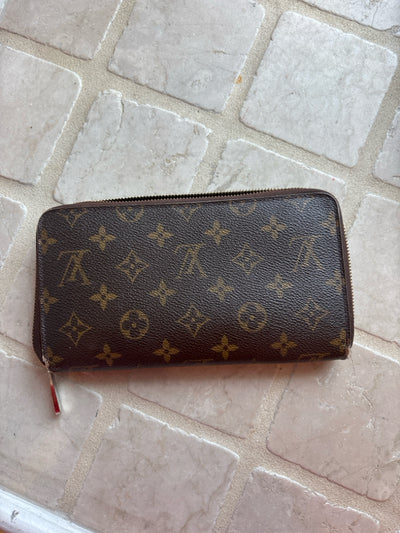 Louis Vuitton Wallets (Pre-owned)