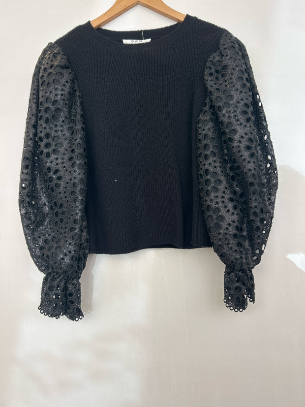 Sea Sweaters (Pre-owned)