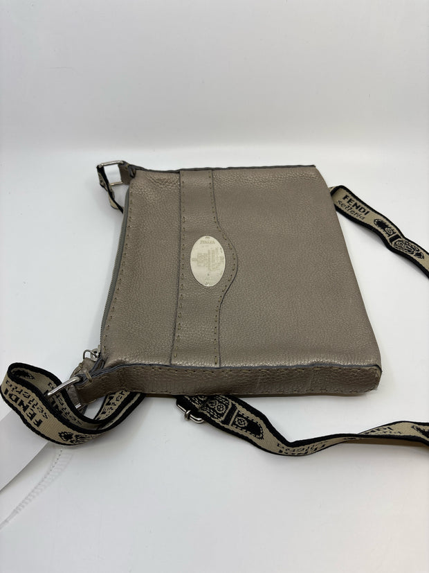 Fendi Handbags (Pre-owned)
