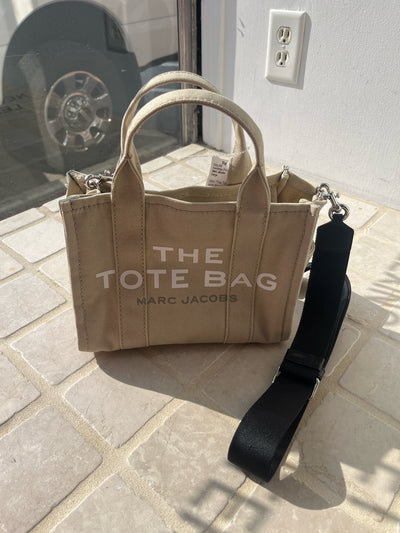 Marc Jacobs Handbags (Pre-owned)