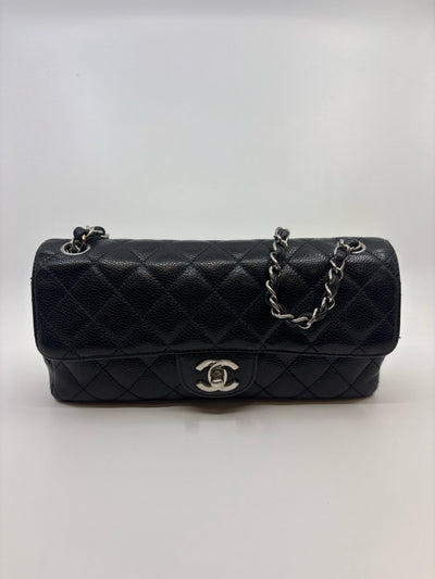 Chanel Handbags (Pre-owned)