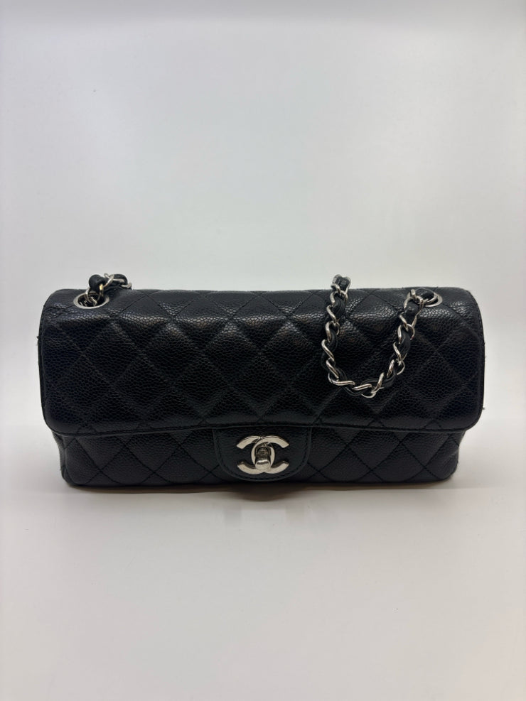 Chanel Handbags (Pre-owned)