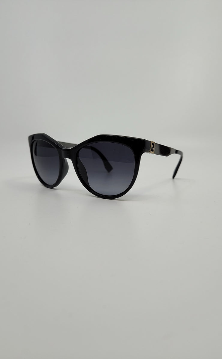 Fendi Sunglasses (Pre-owned)