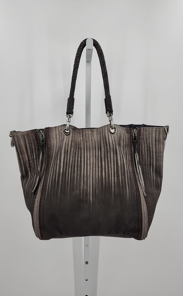 Old Trend Handbags (Pre-owned)