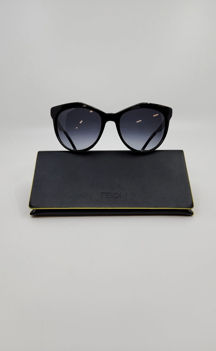 Fendi Sunglasses (Pre-owned)
