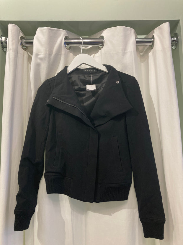 Theory Jackets INDOOR (Pre-owned)