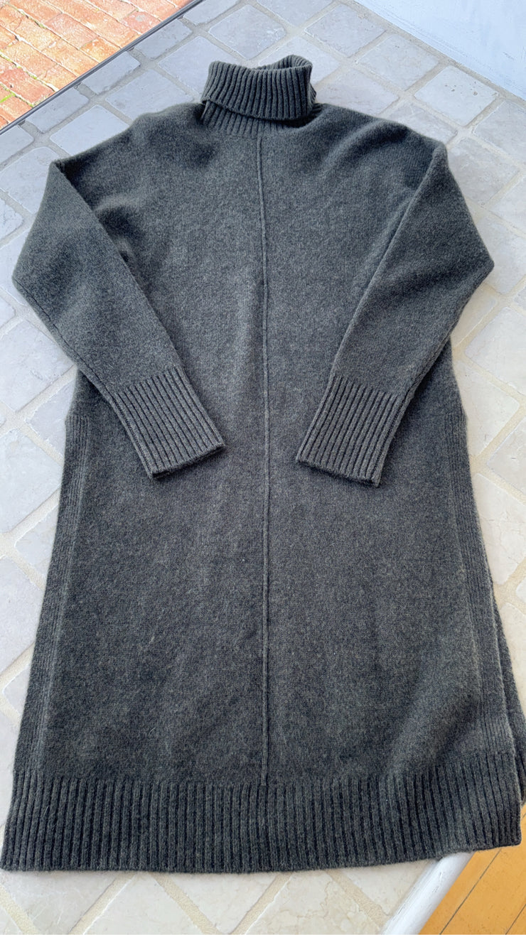 Naadam Sweaters (Pre-owned)