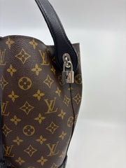 Louis Vuitton Handbags (Pre-owned)