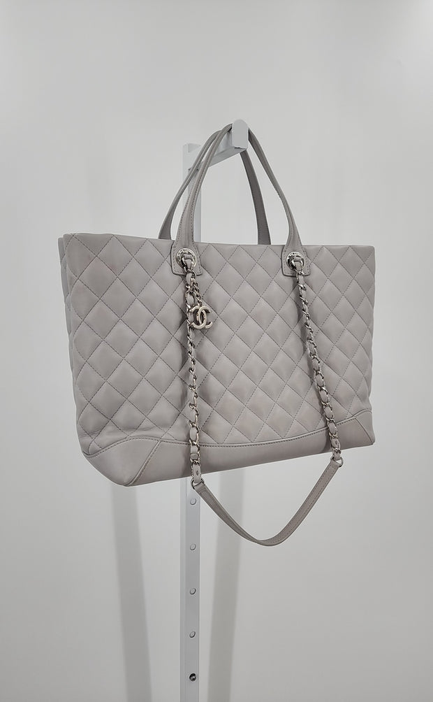 Chanel Handbags (Pre-owned)