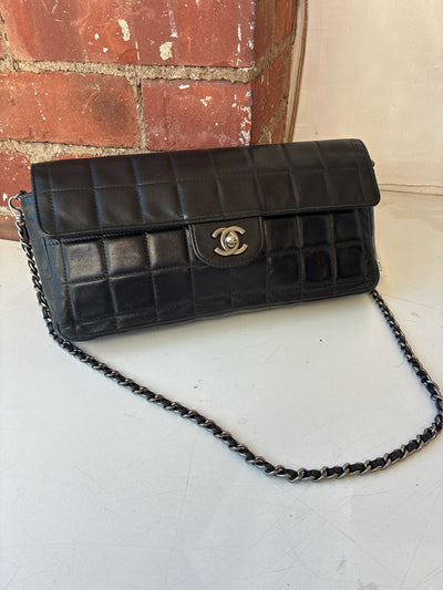 Chanel Handbags (Pre-owned)