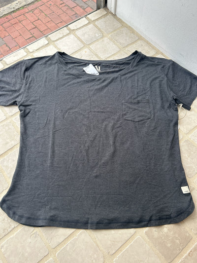 Vuori Size XL Shirts (Pre-owned)