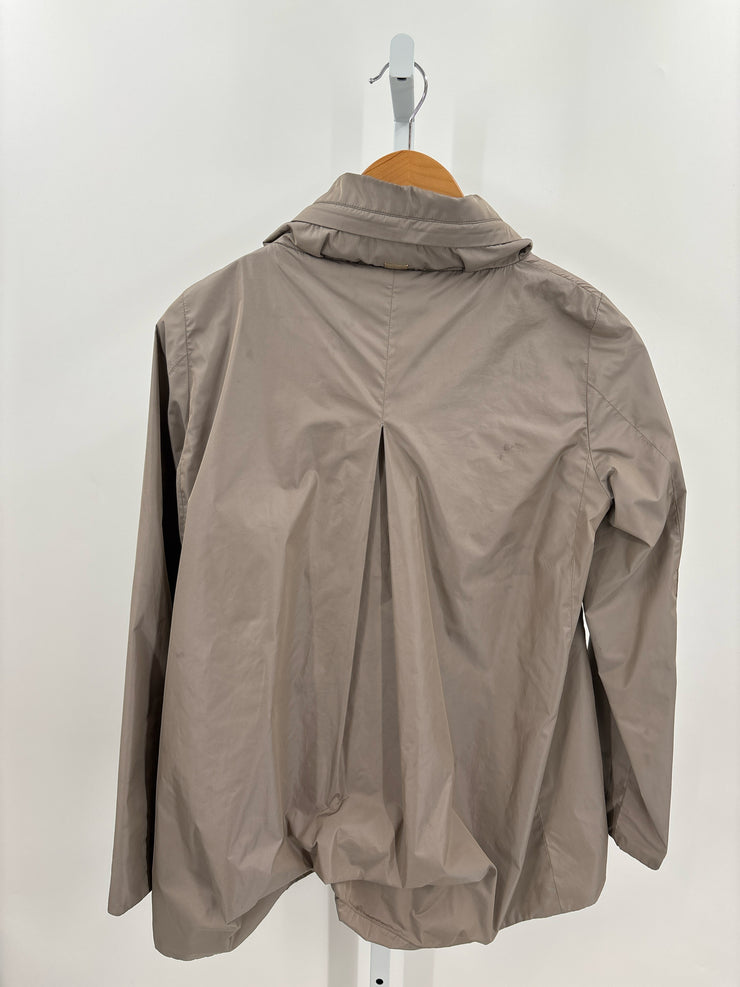 Herno Size 42 Jackets OUTDOOR (Pre-owned)