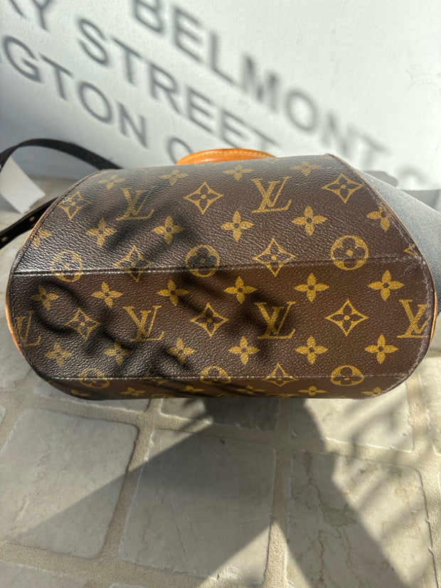 Louis Vuitton Handbags (Pre-owned)