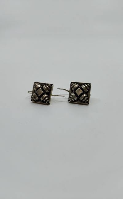 Earrings (Pre-owned)