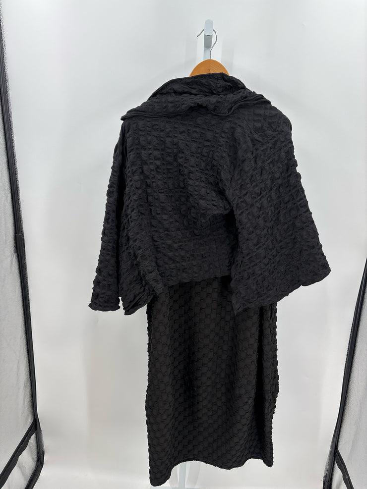 IC by Connie K Suits (Pre-owned)