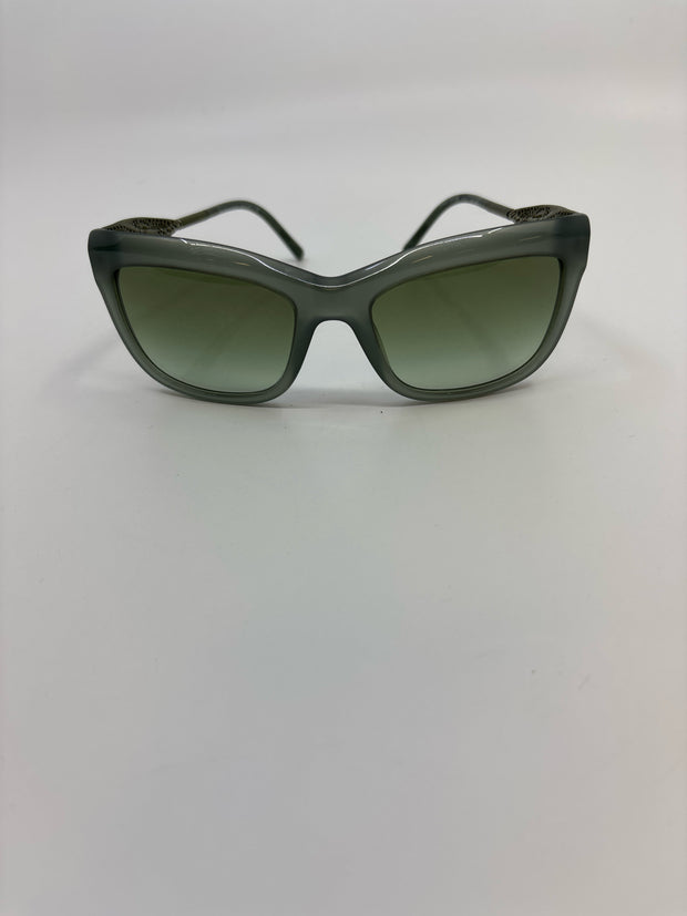 Burberry Sunglasses (Pre-owned)