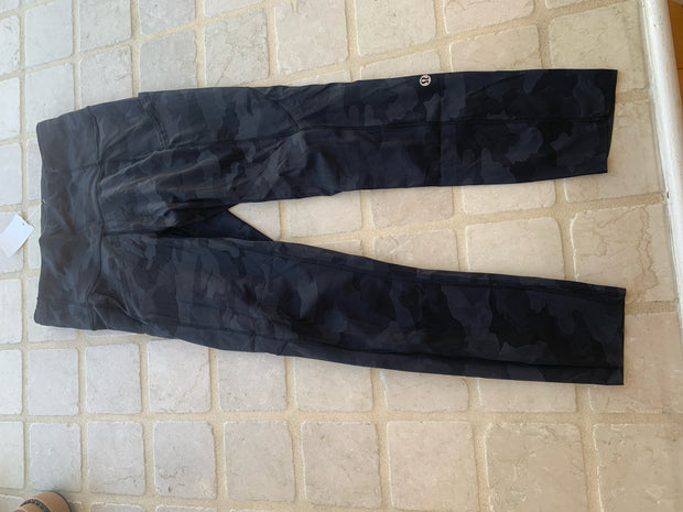 Lululemon 6 Activewear (Pre-owned)