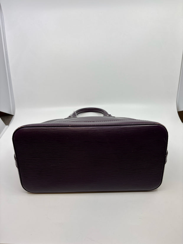 Louis Vuitton Handbags (Pre-owned)