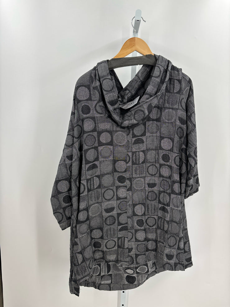 Itemz Size One Size Shirts (Pre-owned)
