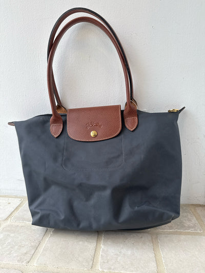 Longchamp Handbags (Pre-owned)