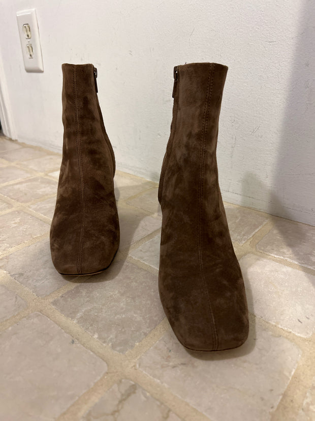 Vince Size 7.5 Boots (Pre-owned)
