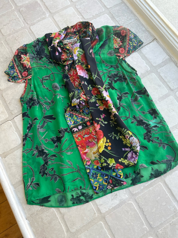 Alice & Olivia Size M Shirts (Pre-owned)