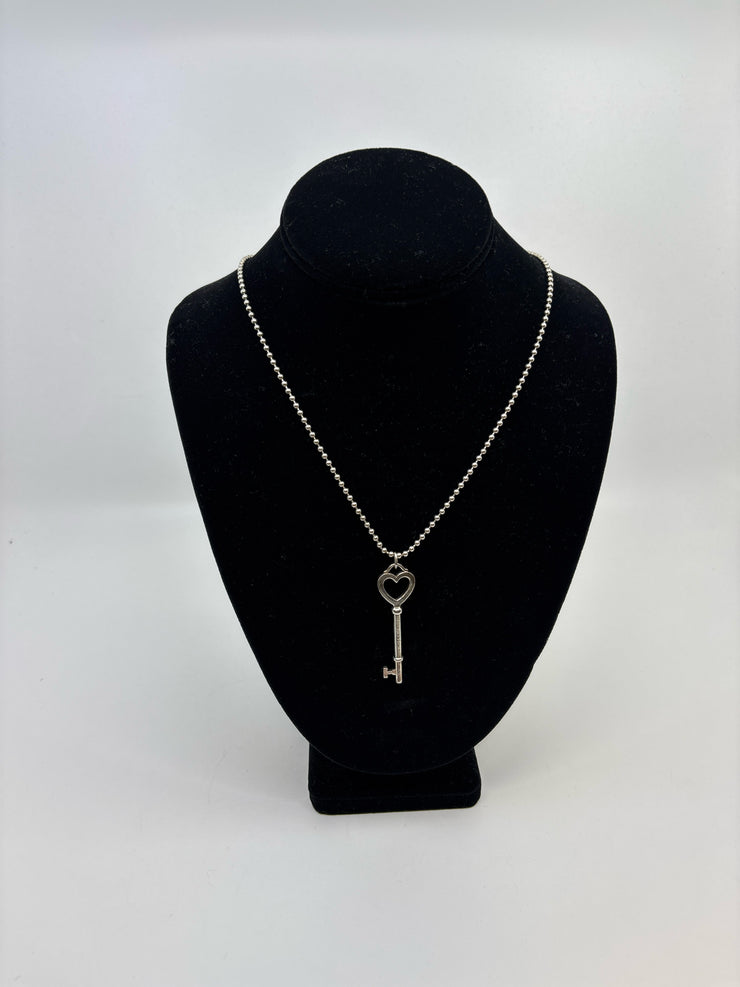 Tiffany & Co Necklaces (Pre-owned)