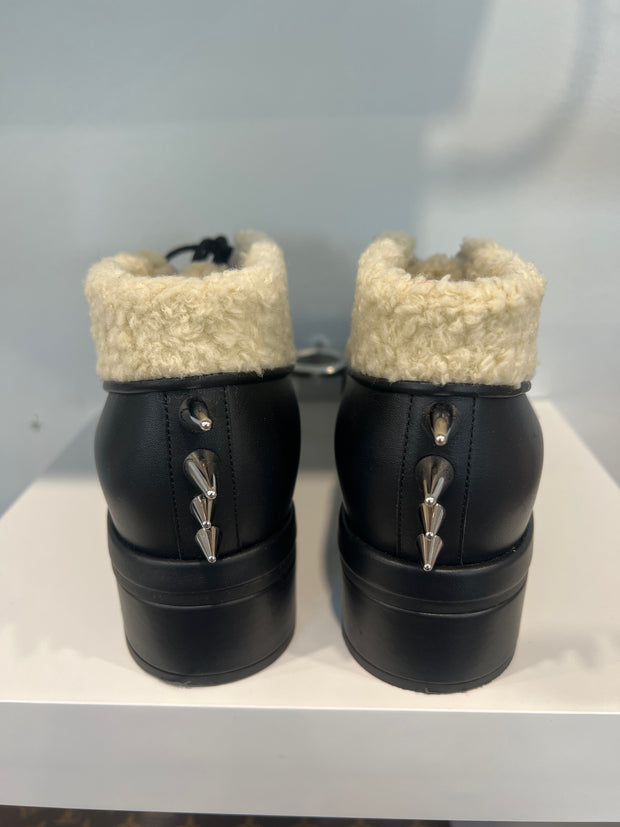 Gucci Size 37 Shoes (Pre-owned)