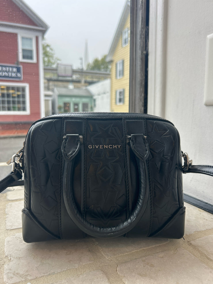 Givenchy Handbags (Pre-owned)