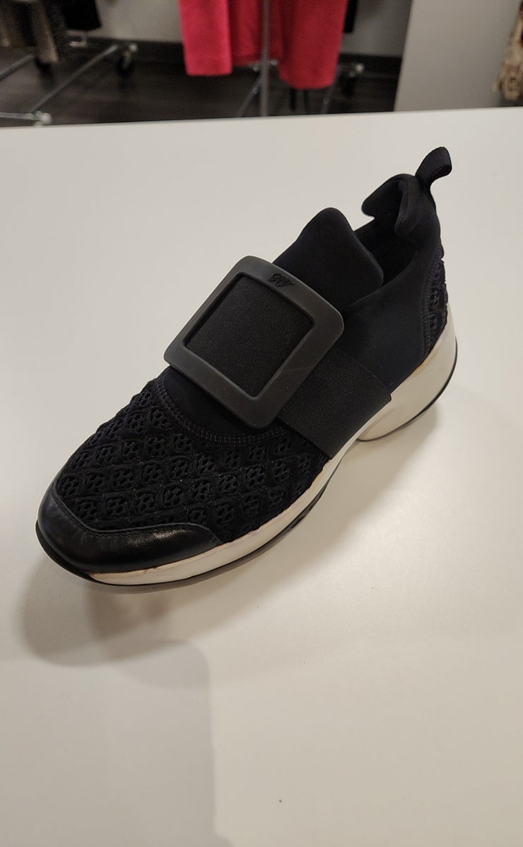 Roger Vivier Size 37.5 Sneakers (Pre-owned)