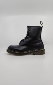 Doc Martens Size 7 Boots (Pre-owned)