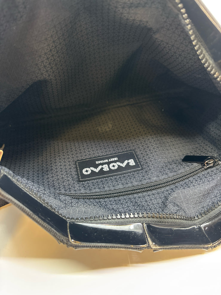 Issey Miyake Handbags (Pre-owned)