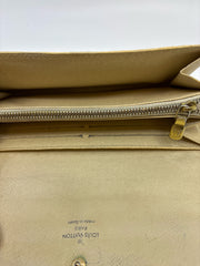 Louis Vuitton Wallets (Pre-owned)