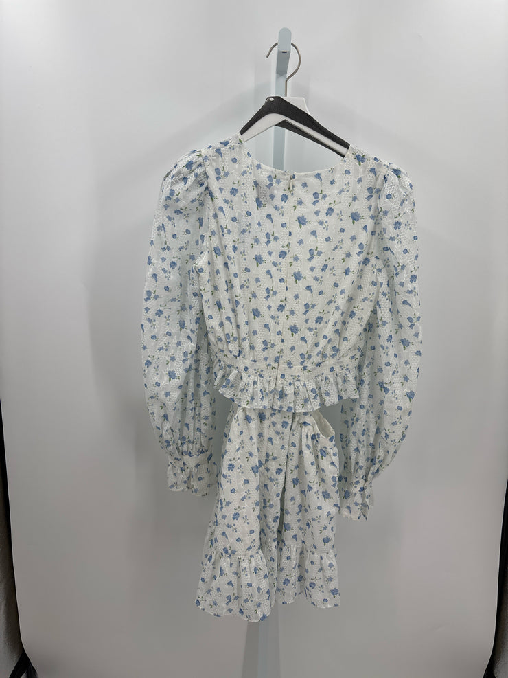 One 33 Size 6 Dresses (Pre-owned)