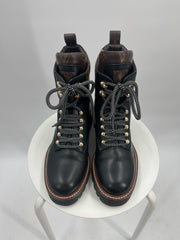 Louis Vuitton Size 37 Boots (Pre-owned)