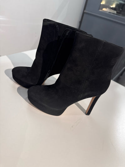 Veronica Beard Size 6 Boots (Pre-owned)