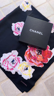 Chanel Scarves (Pre-owned)