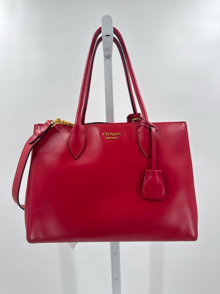 Prada Handbags (Pre-owned)