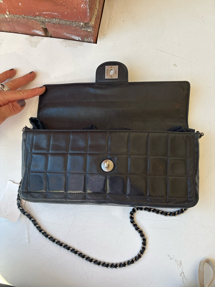 Chanel Handbags (Pre-owned)