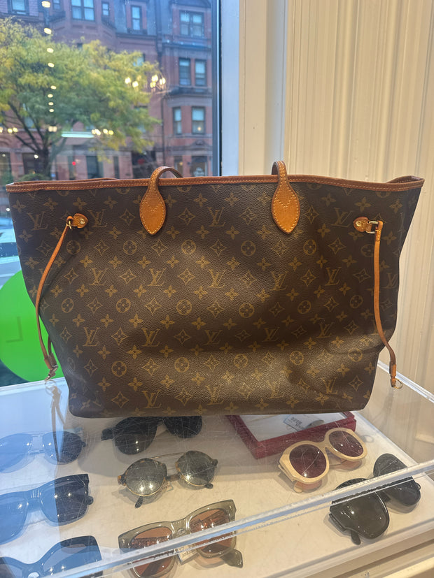 Louis Vuitton Handbags (Pre-owned)