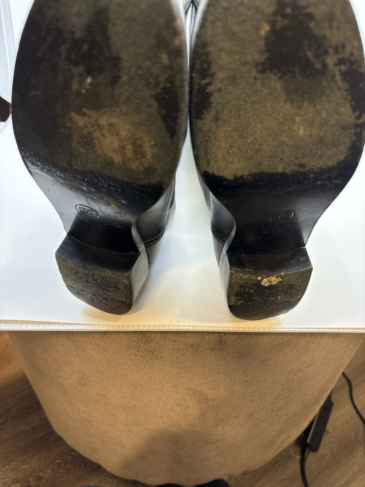 Chanel Size 39.5 Boots (Pre-owned)